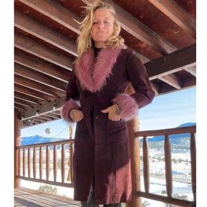 Vintage 90s Y2K XOXO Women's Plum Suede Pink Fur Trimmed Long Coat Jacket Size M